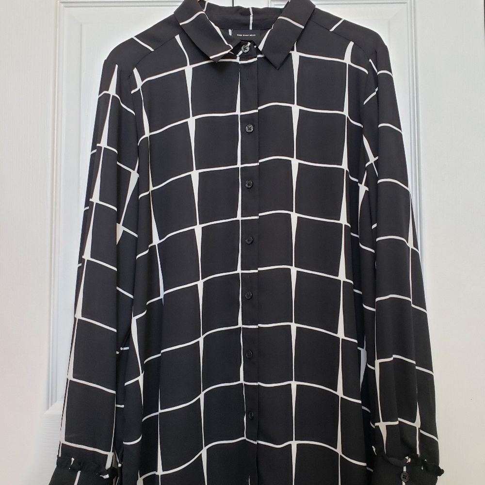 Who What Wear buttonup shirt